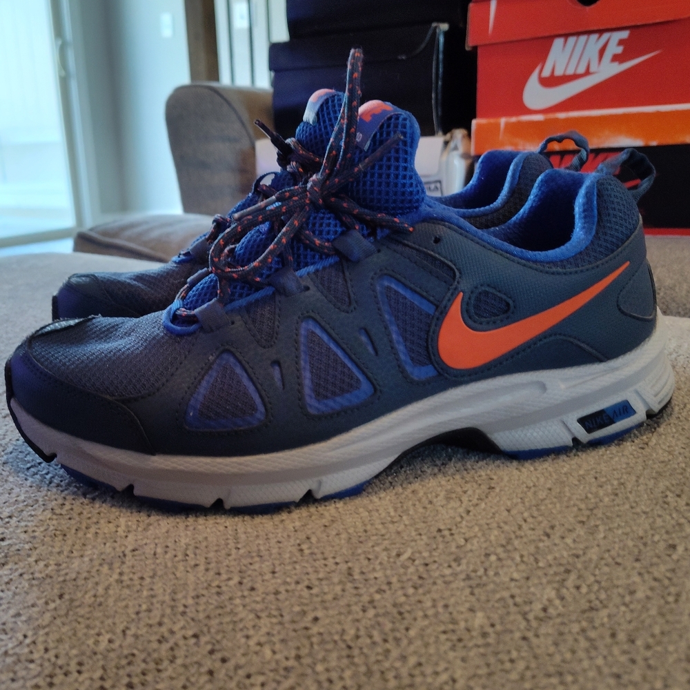NIKE ALVORD 10 TRAIL SHOES